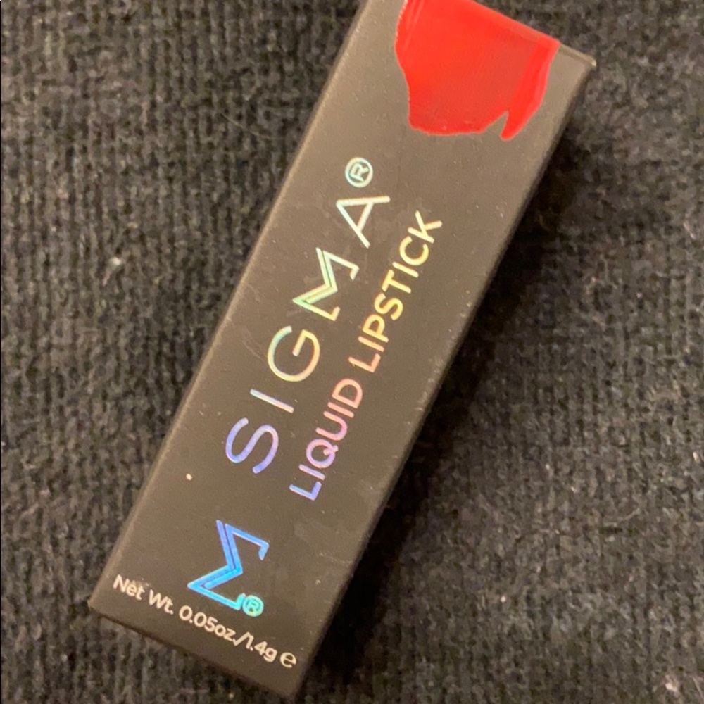 Sigma liquid lipstick